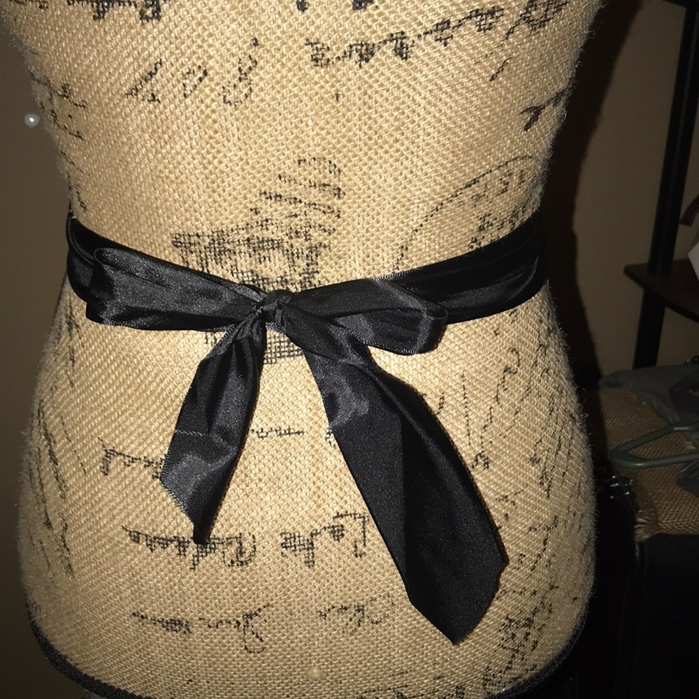 New Black Ribbon Sash Rhinestone Belt. - Picture 5 of 13